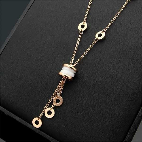 Fashion Brand necklace Woman chain With Floral Designs Women Necklace charm Gold Ladies' holiday gift
Fashion Brand necklace Woman chain With Floral Designs Women Necklace charm Gold Ladies' holiday gift