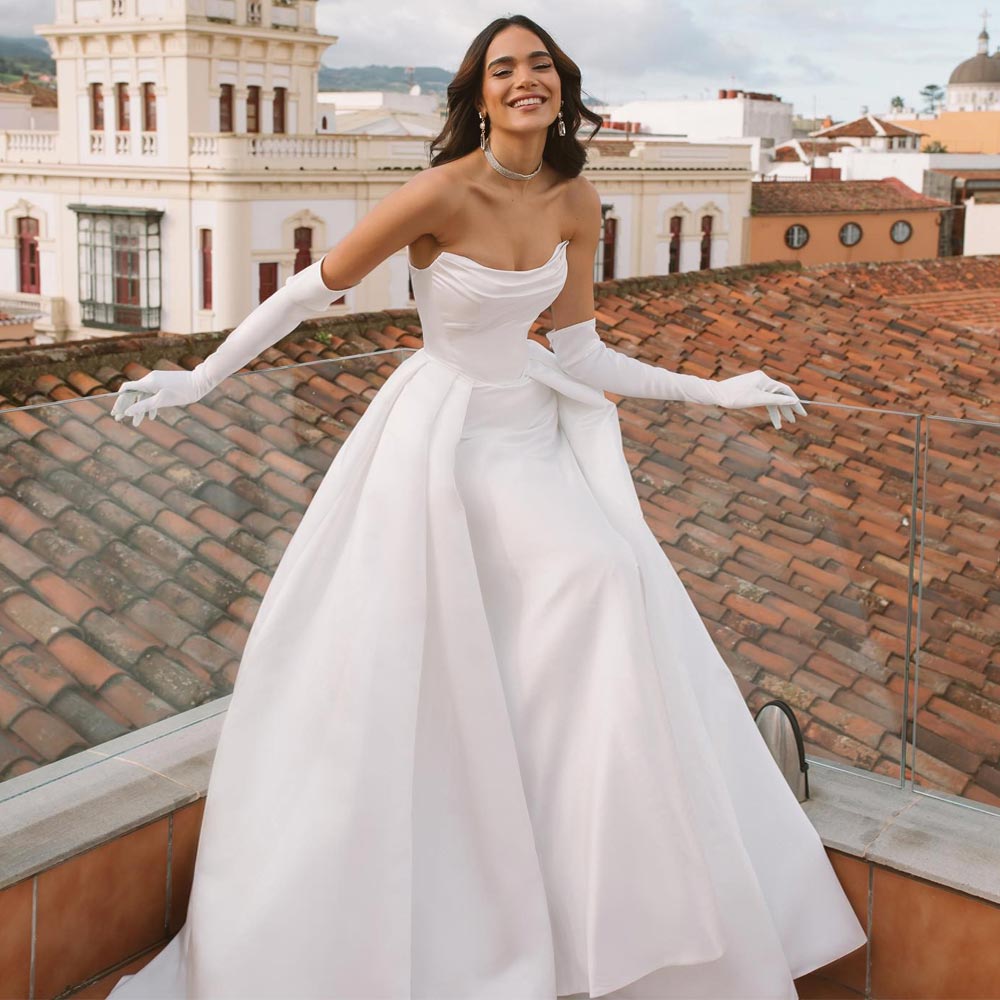Stylish Overskirt Wedding Dresses With Detachable Train Strapless Neckline Bridal Gowns A Line Covered Buttons Back Satin Vestido De Novia BC19015