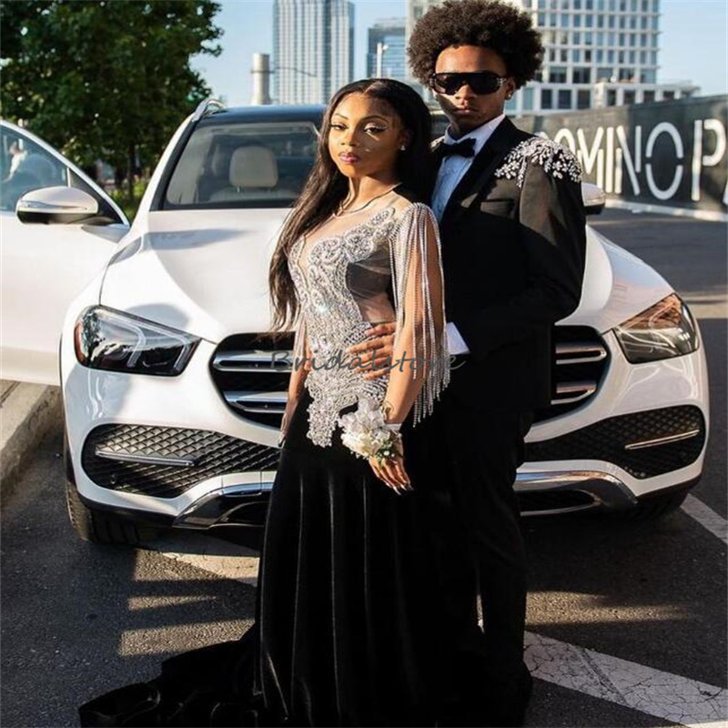 Slim Black Wedding Tuxedos 2024 Peaky Blinder Two Pieces Satin Beaded Men Prom Suit Handsome Groom Suits Fitted Dinner Bussiness Male Bespoke Groomsme