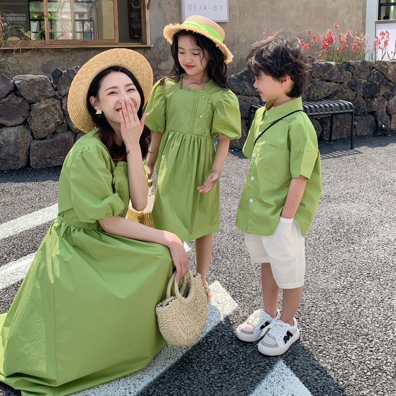 Family Matching Outfits Sets Dress Outfits And Sister Korean Baby Girls Son Matching Brother Daughter Women Mom Boy Dresses Clothes Summer Mother 2304