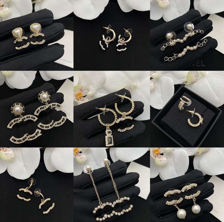 20style 18K Gold Plated Brass Copper Stud Dangle 925 Silver Luxury Letters Geometric Women Crystal Rhinestone Pearl Designers Earring Wedding Party Jewerlry
20style 18K Gold Plated Brass Copper Stud Dangle 925 Silver Luxury Letters Geometric Women Crystal Rhinestone Pearl Designers Earring Wedding Party Jewerlry