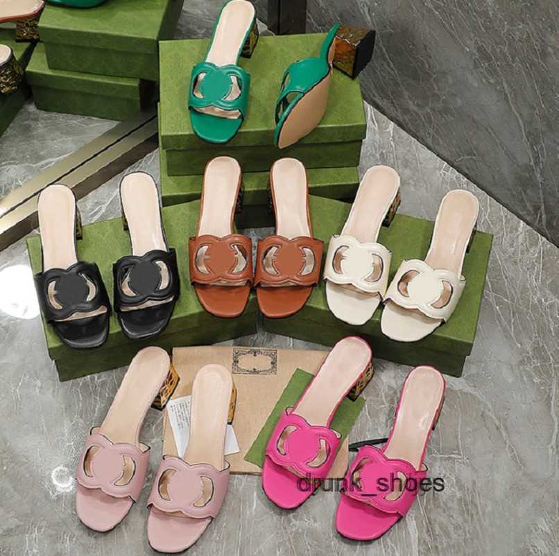 Designers Low Heeled Leather Sexy Sandals Women Interlocking High-quality Real Leather Slippers G Cut-out Slide Sandal Calf Ladies Fashion Cutout Wear Shoes NO384
Designers Low Heeled Leather Sexy Sandals Women Interlocking High-quality Real Leather Slippers G Cut-out Slide Sandal Calf Ladies Fashion Cutout Wear Shoes NO384