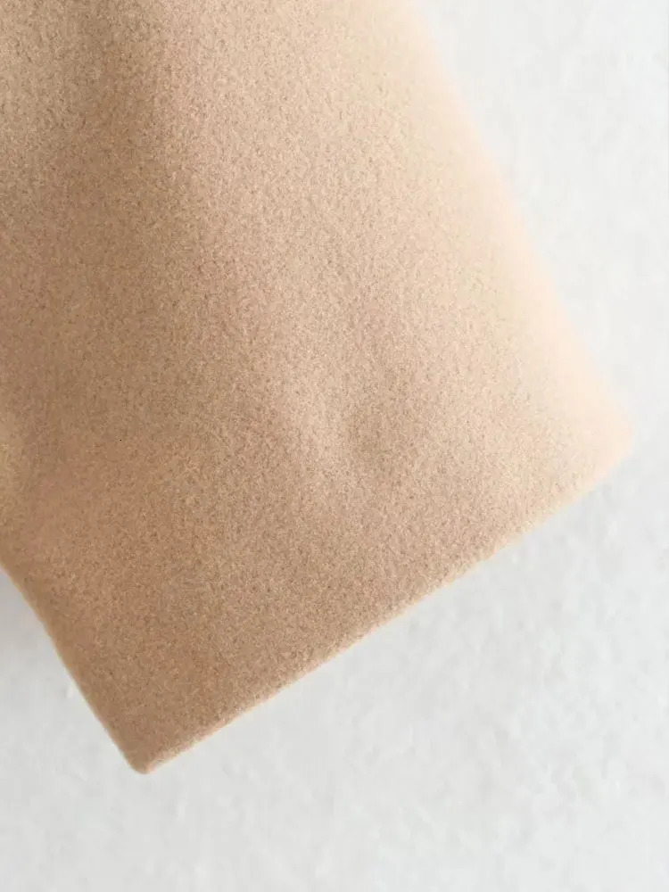 Women's Wool Blends Nlzgmsj TRAF Women Autumn Winter Thick Long Coats Vintage V Neck Sleeve Pockets Jackets 2023 Elegant Female 231120