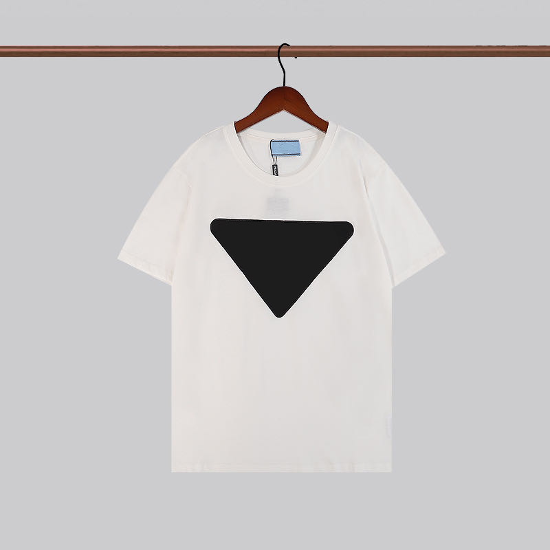 Designer T-shirt Mens t shirt Letter Print Casual Summer Short Sleeve couple Tee loose Clothing Top plus size
Designer T-shirt Mens t shirt Letter Print Casual Summer Short Sleeve couple Tee loose Clothing Top plus size
