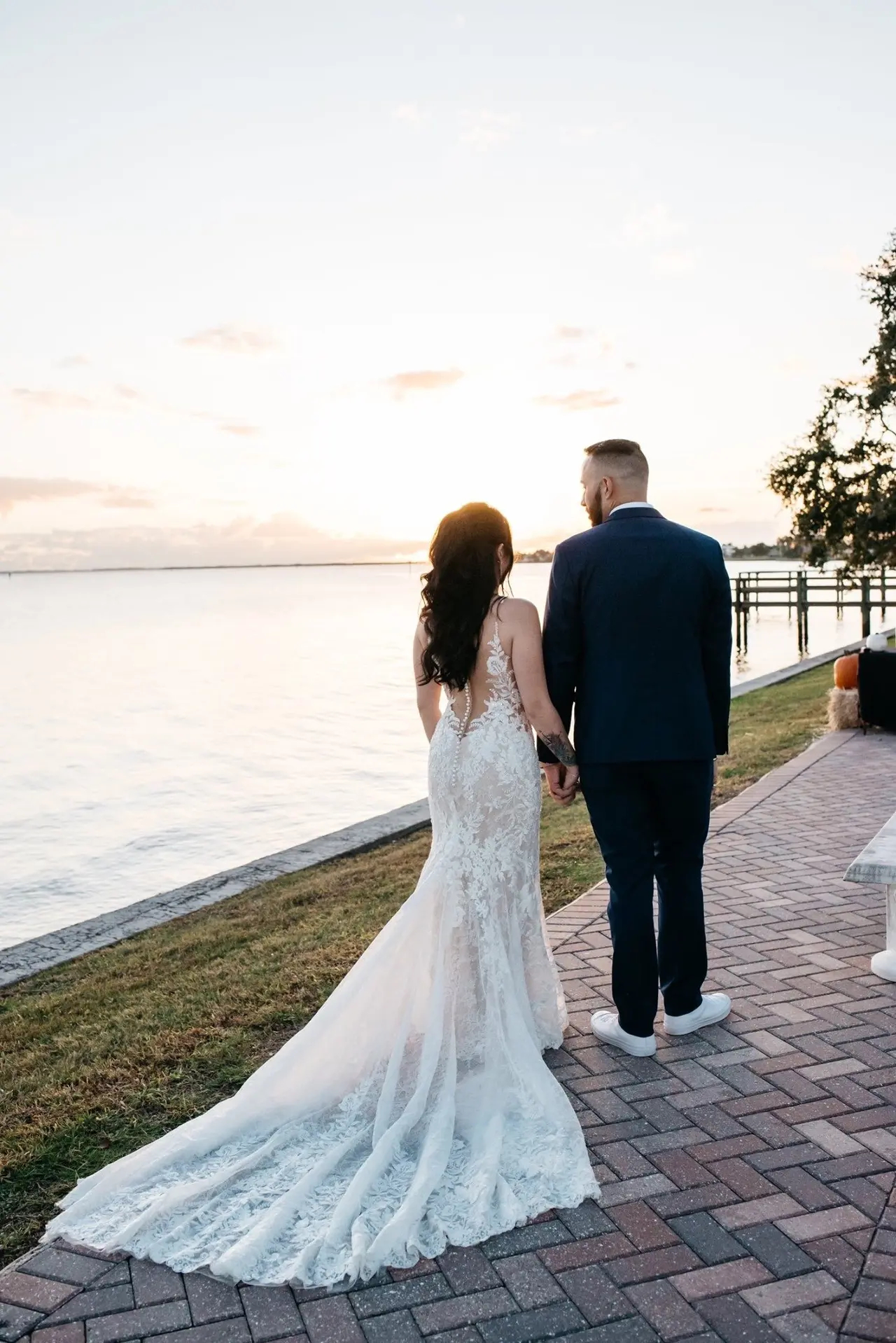 2024 Sexy Lace Mermaid Wedding Dresses Appliques Sheer Backless Long Beach Bridal Gowns Sleeveless Elegant Bride Dress custom Made