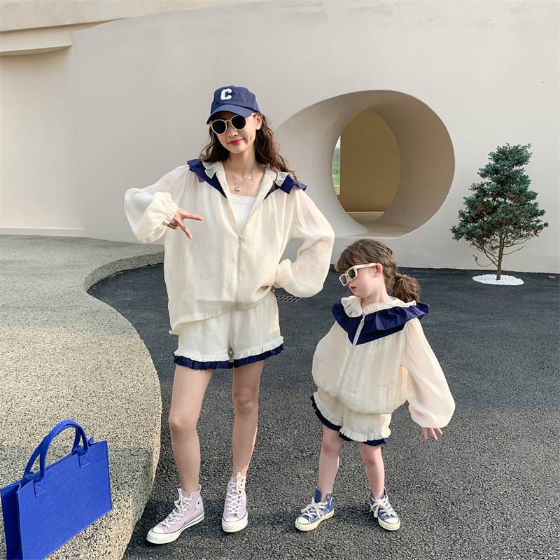 Family Matching Outfits Parent-child wear female and women's summer suit Korean style western style girls' summer hooded cardigan sunscreen 