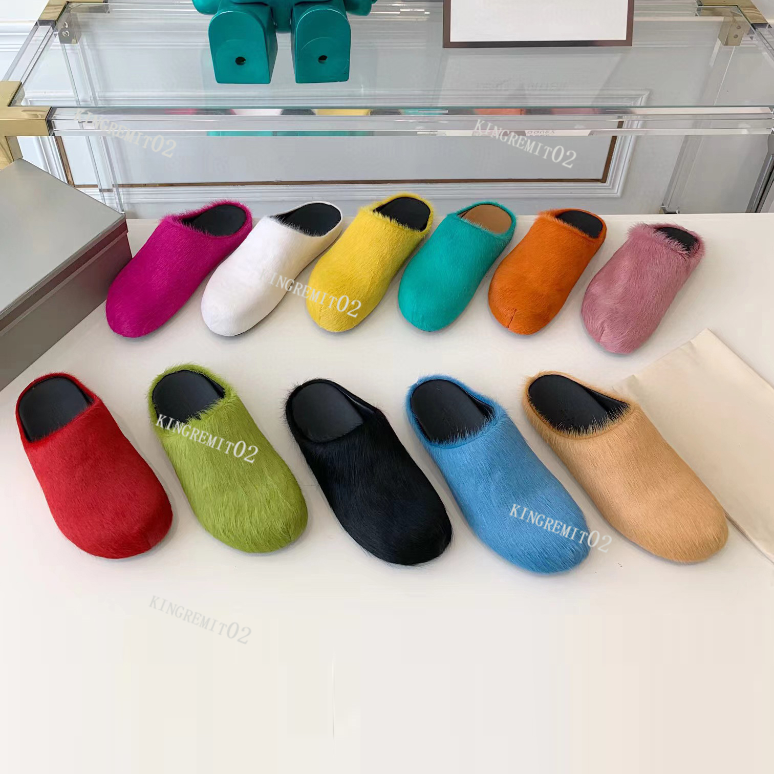 Designer Slippers Horsehair Slides Mules Men Women Sandals Autumn Winter Fur Fur Fluffy Letters Sandal Cover Toes Wool Slipper Boutou Shoes
Designer Slippers Horsehair Slides Mules Men Women Sandals Autumn Winter Fur Fur Fluffy Letters Sandal Cover Toes Wool Slipper Boutou Shoes