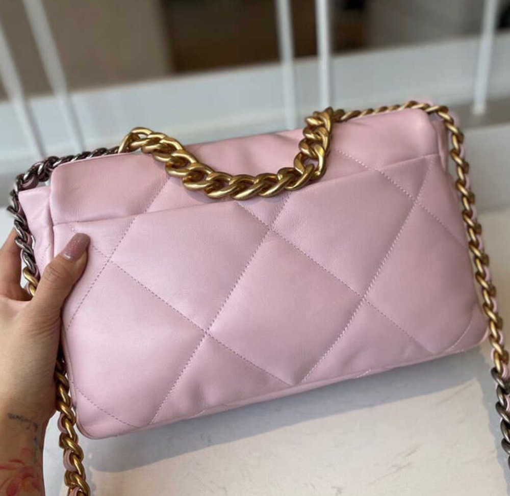 Shoulder Bags Luxury handbags designer 19 bag women fashion top quality lambskin soft leather tote purse crossbody metal chain flaps shoulder bags