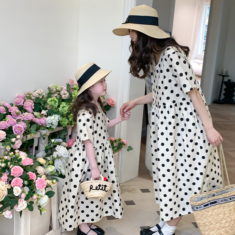 Family Matching Outfits Mommy and Daughters Matching Dresses Vacation Couple Look Women's Child Clothes Korea Style Mother and Baby Girl Polka Do