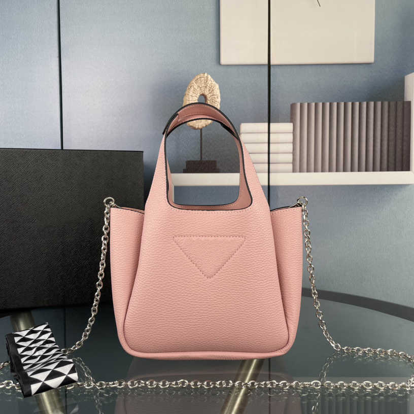 Fashion Women Brand Luxury Messenger Bag Famous Designer Classic Woven Vegetable Basket Bags Food Basket Tote Bages Elegant Chain Shoulder Bag, Style 1
Fashion Women Brand Luxury Messenger Bag Famous Designer Classic Woven Vegetable Basket Bags Food Basket Tote Bages Elegant Chain Shoulder Bag, Style 1