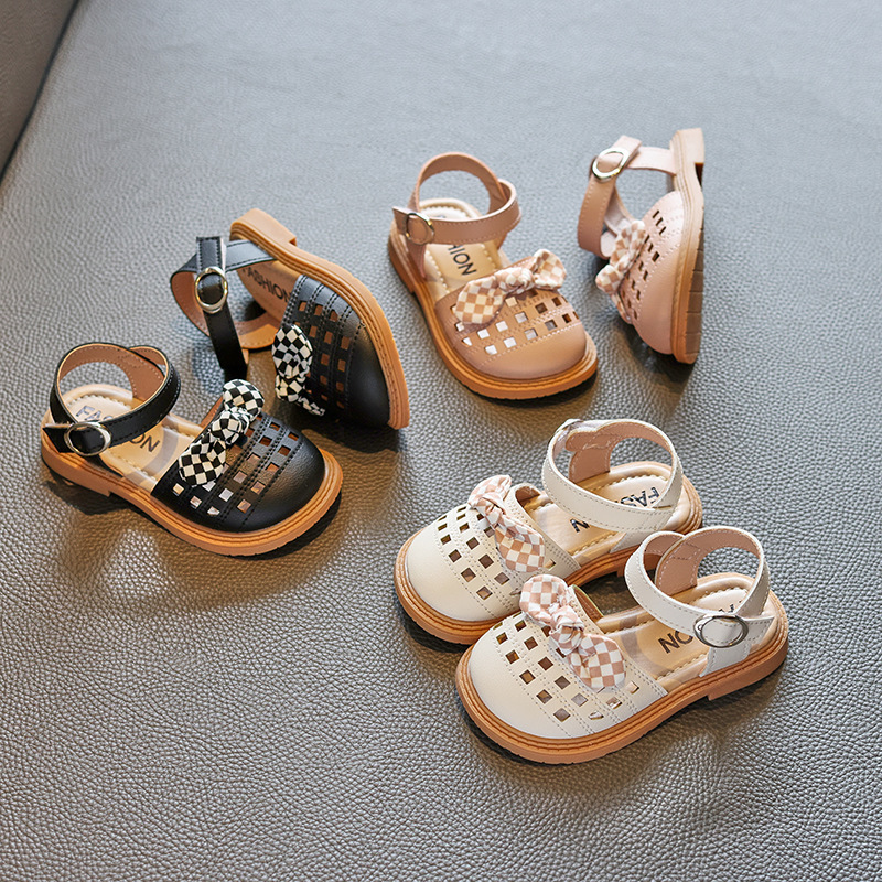 Sandals Girls Sandals Summer Soft Kids Non-slip Princess Flat Japan Wind Student Versatile Shoes Children's Fashion PU Casual Shoe 230421