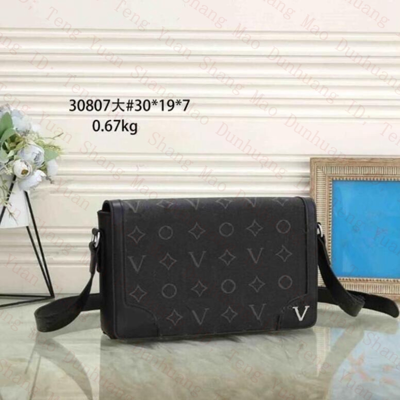 Man womens Luxurys Designers bags high quality handbags men shoulder bags man briefcase leather Crossbody bag totes Messenger bags wallet Satchel hand Bags wallet, Picture color
Man womens Luxurys Designers bags high quality handbags men shoulder bags man briefcase leather Crossbody bag totes Messenger bags wallet Satchel hand Bags wallet, Picture color