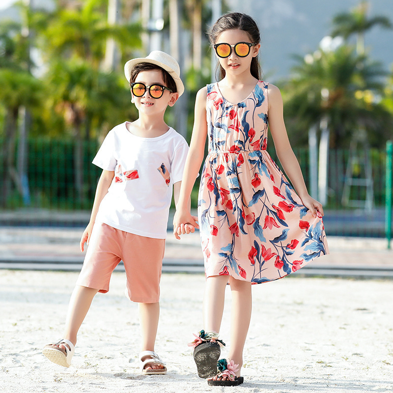 Family Matching Outfits Family Matching Outfits Summer Beach Mum Daughter Matching Dress Dad Son Cotton T-shirt Shorts Seaside Holiday Couple Outfits 
