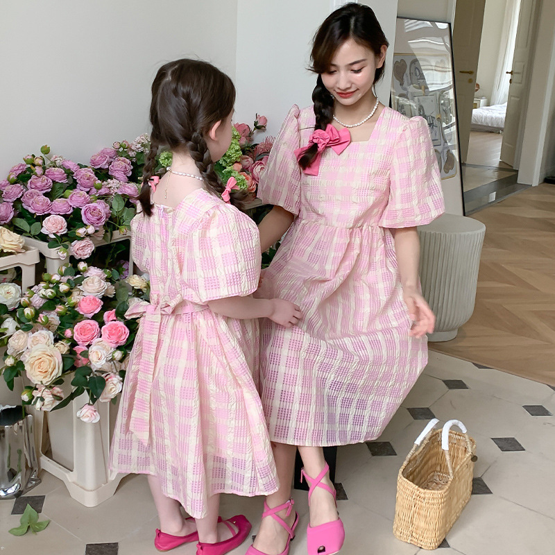 Family Matching Outfits Mother and Daughter Matching Plaid Dress Pink Summer Mom Baby Girl Same Short Sleeve Cute Dress Korean Style Women Clothing 23