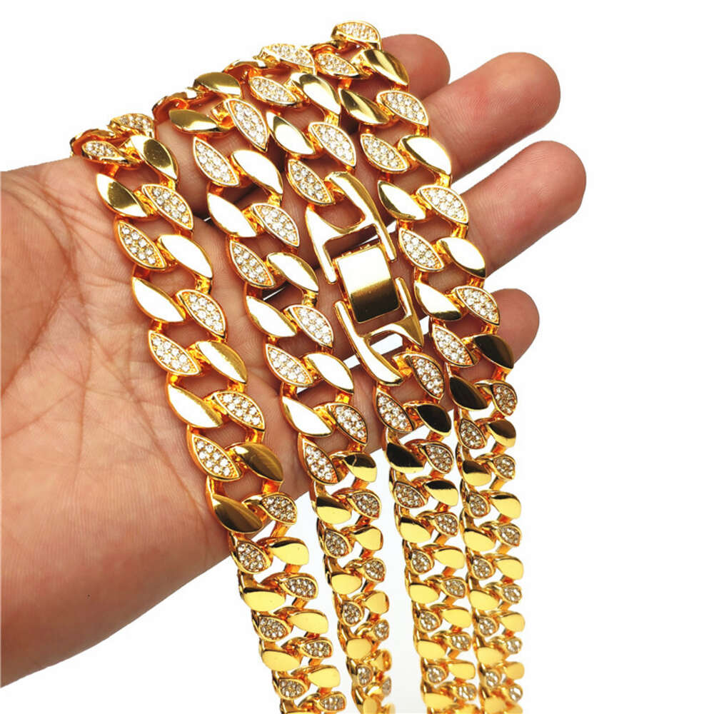 Hip Hop Spacing Diamond Super Flash Water Diamond Cuban Chain Dominant Bracelet Ornament