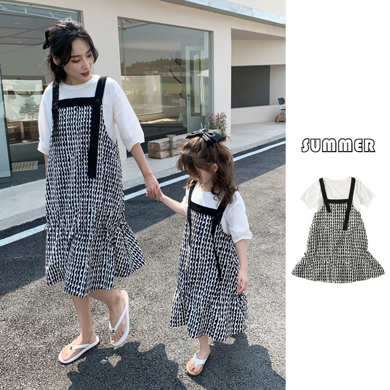 Family Matching Outfits Outfits Dress Loose Baby Daughter Mom Summer Dresses Womens Clothes Korean Dresses Girls Matching Two Parent-child Piece 23042