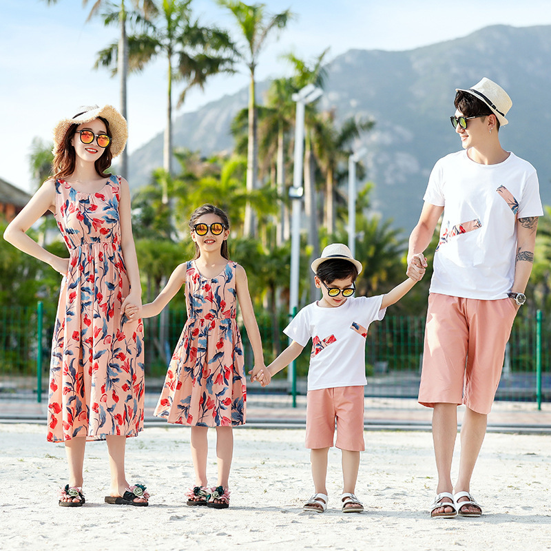 Family Matching Outfits Family Matching Outfits Summer Beach Mum Daughter Matching Dress Dad Son Cotton T-shirt Shorts Seaside Holiday Couple Outfits 