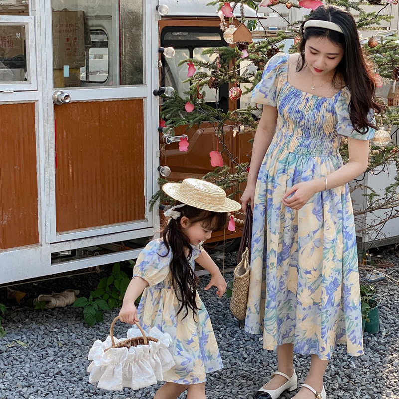 Family Matching Outfits Family Matching Clothes Summer Floral Dress Mother Daughter Short -sleeved Cotton Dress Women Dress Girl Birthday Dress 230421