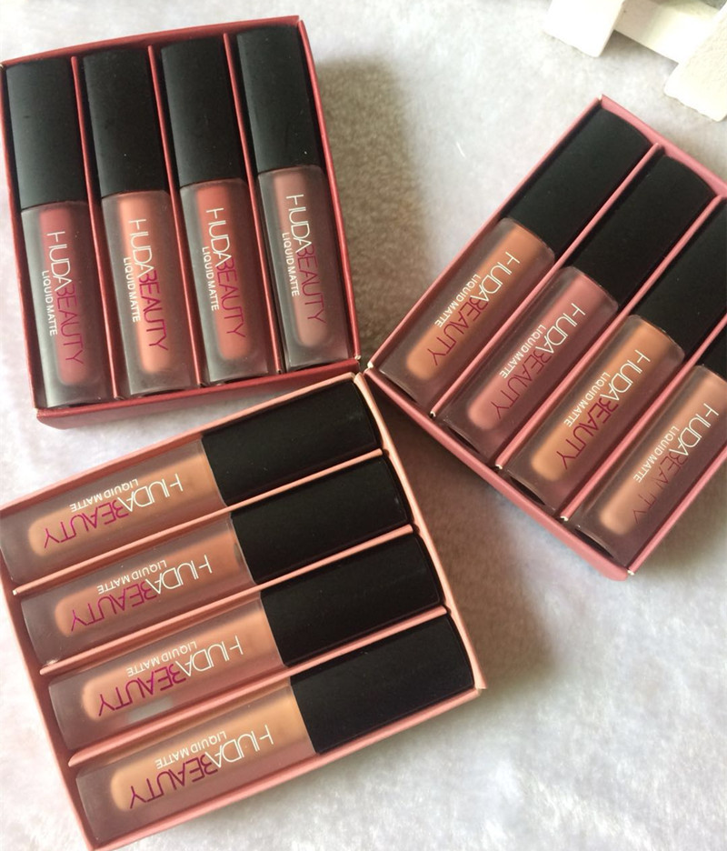 Makeup Lip Gloss Professional Matte 4 Fashion Color Lasting Moisturizing Waterproof Lipgloss, Multicolour
Makeup Lip Gloss Professional Matte 4 Fashion Color Lasting Moisturizing Waterproof Lipgloss, Multicolour