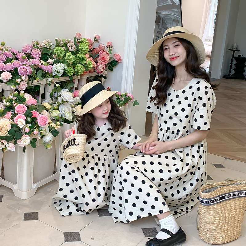 Family Matching Outfits Mommy and Daughters Matching Dresses Vacation Couple Look Women's Child Clothes Korea Style Mother and Baby Girl Polka Do