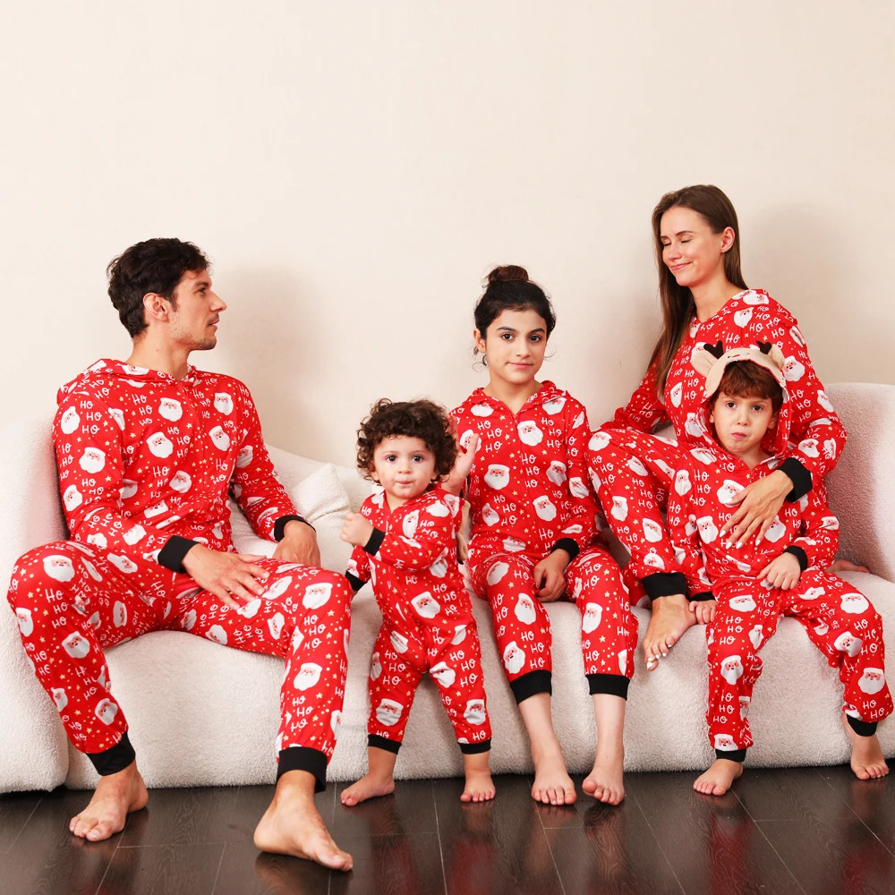 Family Matching Outfits Christmas Family Pajamas Fashion Xmas Cartoon Figure Print Antler Hat Bodysuit family Matching Outfits Cute Baby Clothes 23112