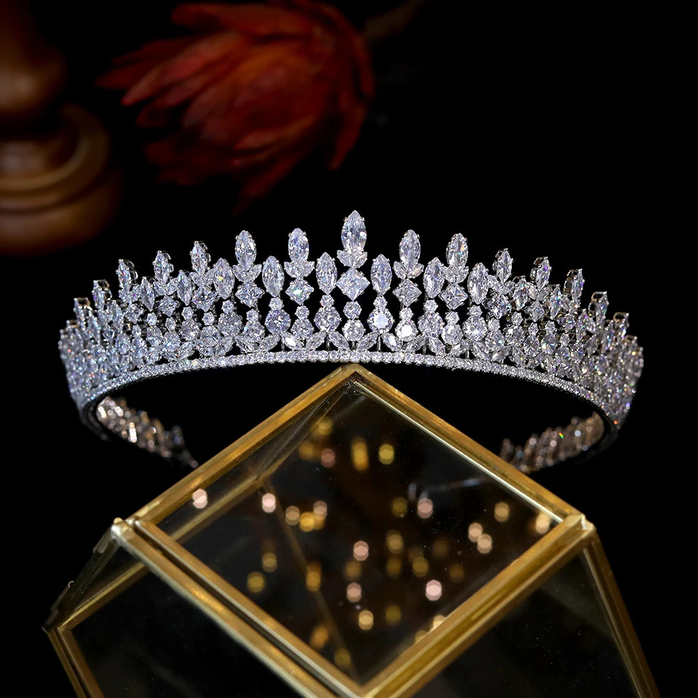 Wedding Hair Jewelry Tiara Silver Color Crystal Zirconia Lengthened Crown Bridal Headdress Royal Wedding Hair Accessory Women Jewelry CZ Diadema 23112