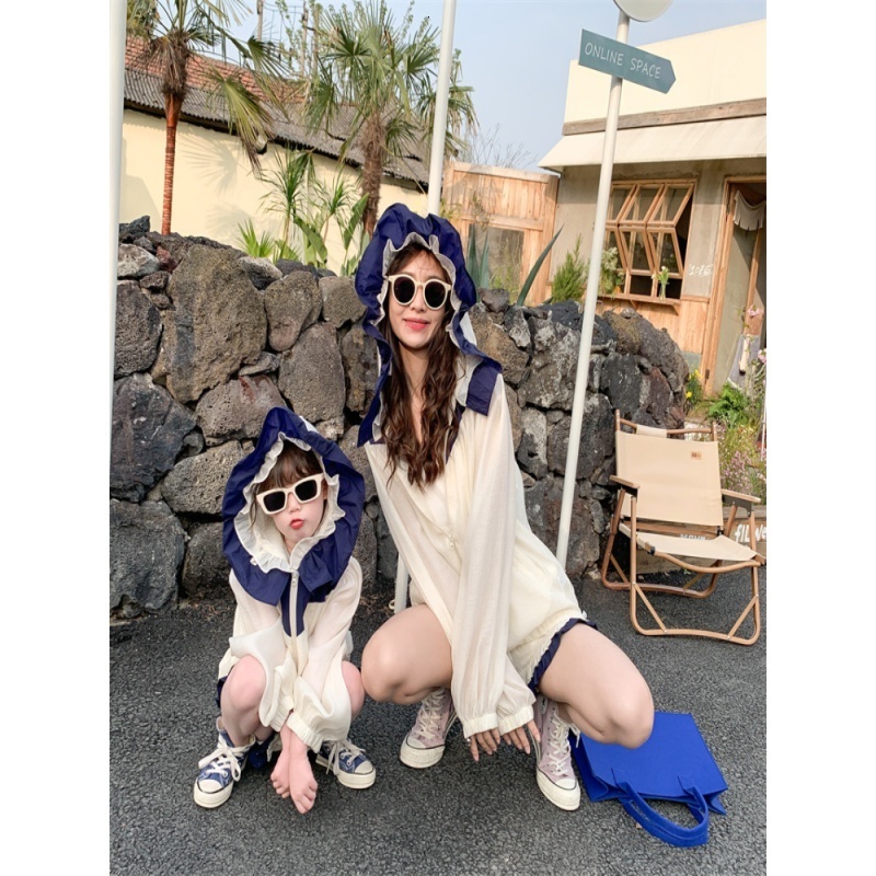 Family Matching Outfits Parent-child wear female and women's summer suit Korean style western style girls' summer hooded cardigan sunscreen 