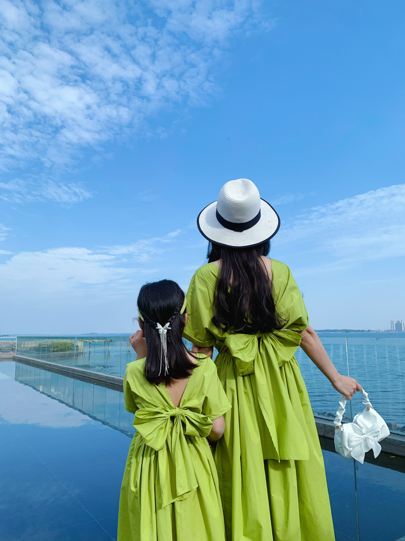 Family Matching Outfits Mother Daughter Dresses Backless Big Bow Family Matching Vestidos Summer Mommy And Me Clothes Women Girls Dress Short Sleeve 2