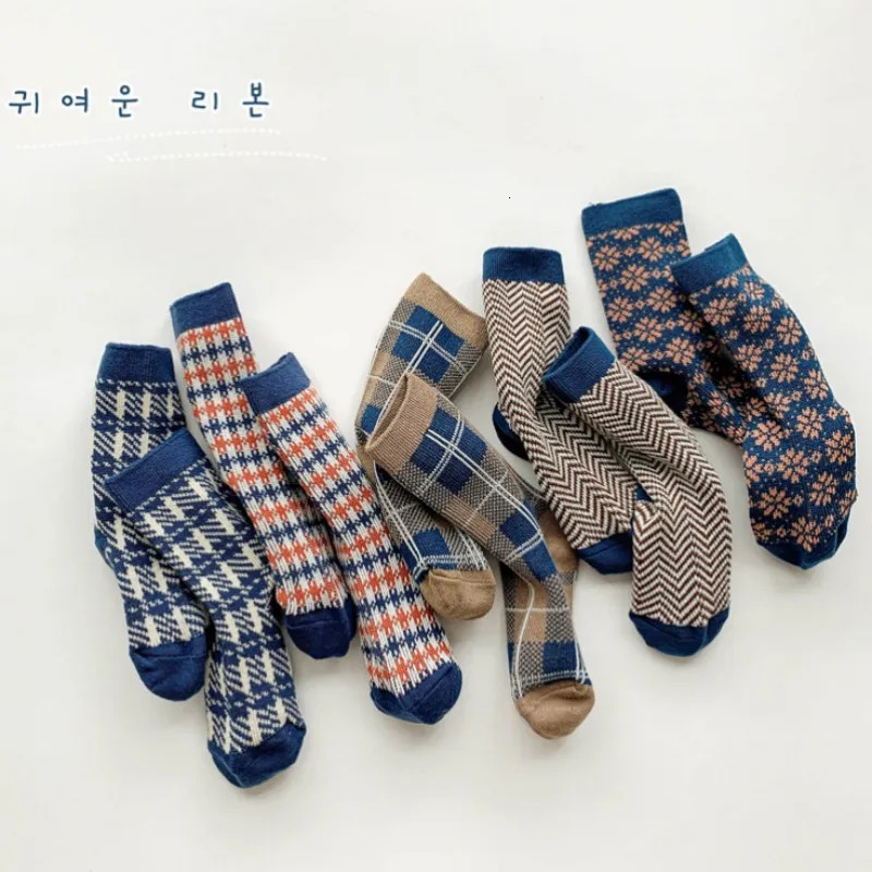 Kids Socks 5 Pairs/lot Children Cotton Boys Girls Socks Cute Plaid Pattern Baby Socks Autumn Winter Warm Sport Socks for 3-12Y Kids 231121
