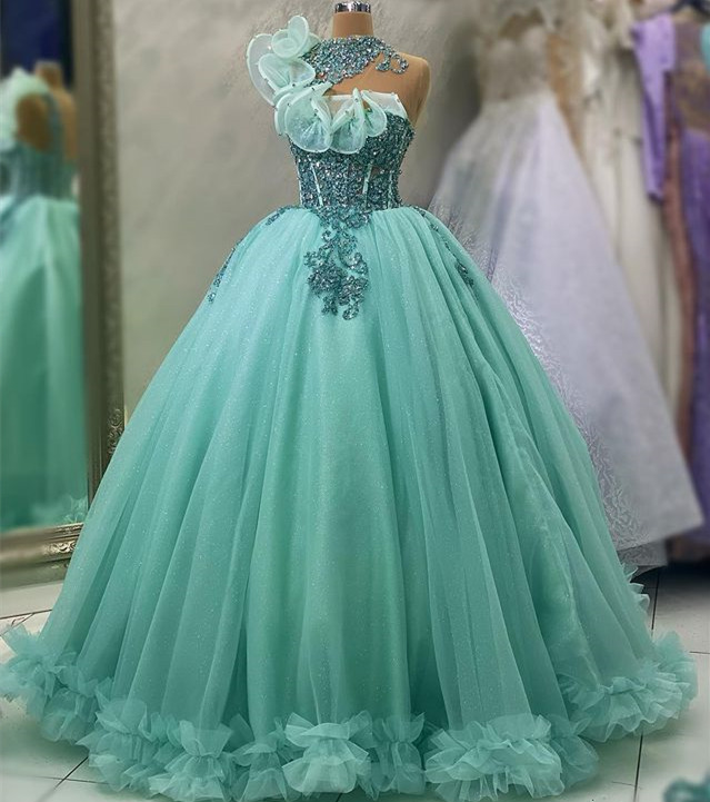 2023 April Aso Ebi Crystals Lace Quinceanera Dresses Sheer Neck Ball Gown Prom Evening Party Pageant Birthday Gowns Dress ZJ0234