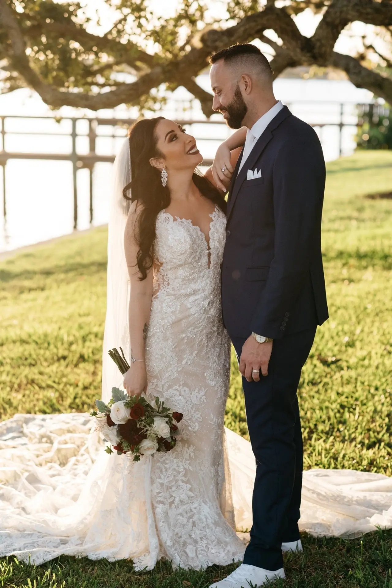 2024 Sexy Lace Mermaid Wedding Dresses Appliques Sheer Backless Long Beach Bridal Gowns Sleeveless Elegant Bride Dress custom Made