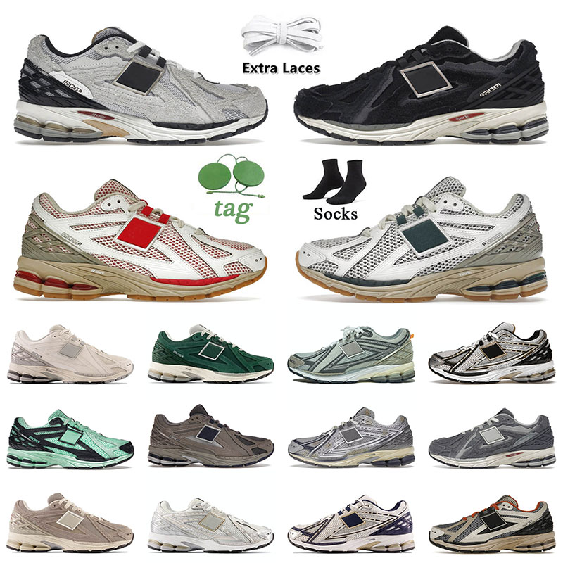 Designer Mens Women 1906R Running Shoes White Red Protection Pack Black Rain Cloud Sea Salt Grey Indigo BB1906R Metallic Gold Trainers Sneakers 36-45, C35 white metallic gold
Designer Mens Women 1906R Running Shoes White Red Protection Pack Black Rain Cloud Sea Salt Grey Indigo BB1906R Metallic Gold Trainers Sneakers 36-45, C35 white metallic gold