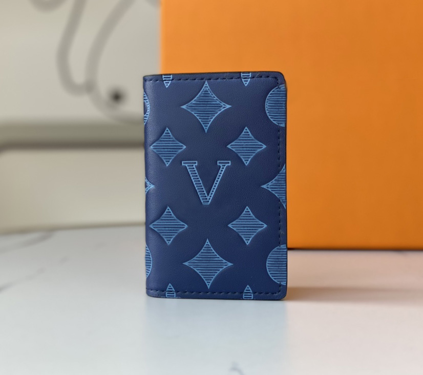 Designer wallets luxury mens women purses flower letters Infini 3D credit card holders fashion short money clutch bags with original box high-quality, 80421#embossed monogrames
Designer wallets luxury mens women purses flower letters Infini 3D credit card holders fashion short money clutch bags with original box high-quality, 80421#embossed monogrames