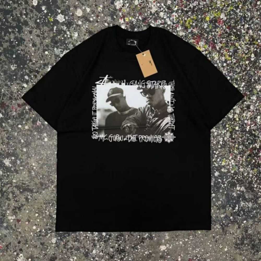 Designer Luxury fashion brand stussys Classic Mens And Womens T Shirt Hip Hop Singer Co celebrity pattern printed alphabet Summer High Street Trend Tee, Contrast color
Designer Luxury fashion brand stussys Classic Mens And Womens T Shirt Hip Hop Singer Co celebrity pattern printed alphabet Summer High Street Trend Tee, Contrast color