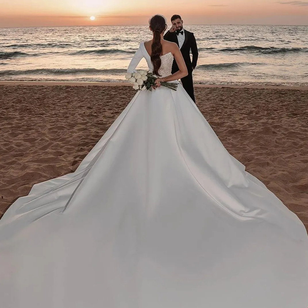 Summer Ivory Saudi Mermaid Arabic Dubai Modern Backless Robe De Soriee Dresses Sexy One Shoulder Sequins Long Train Wedding Gowns 6660312