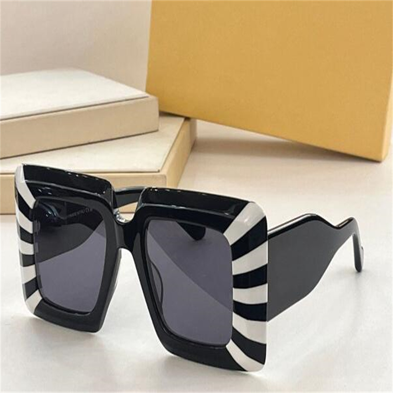 Sunglasses For Men and Women Summer 40090 Designers Style Anti-Ultraviolet Retro Eyewear Full Frame Random Box 40090I
Sunglasses For Men and Women Summer 40090 Designers Style Anti-Ultraviolet Retro Eyewear Full Frame Random Box 40090I