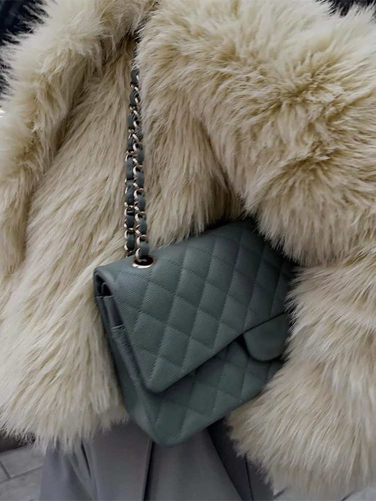 Women's Fur Faux Fur Cropped Warm Fluffy Faux Fur Jacket Coat Women Loose Long Sleeve V-neck Female Cardigan Winter Lady Streetwear Jackets 23112