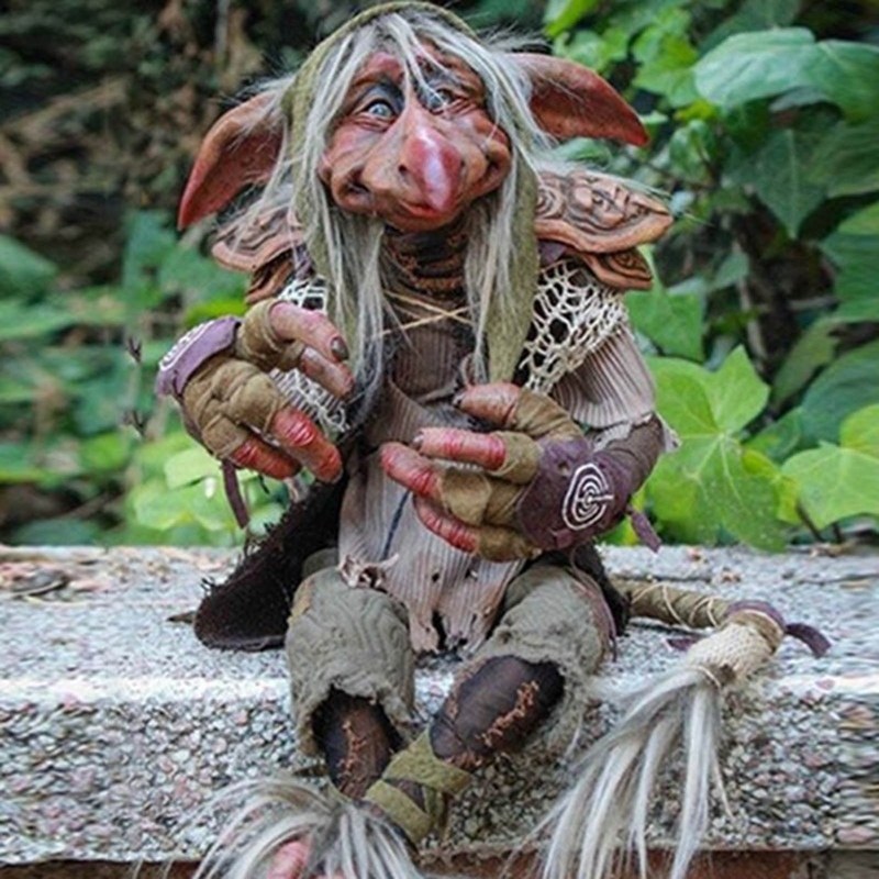 Garden Decorations Great Elf Ornament Gothic Vintage Halloween Sculpture Resin Goblin Character Statues for Indoor Outdoor Patio Lawn Decor 230422