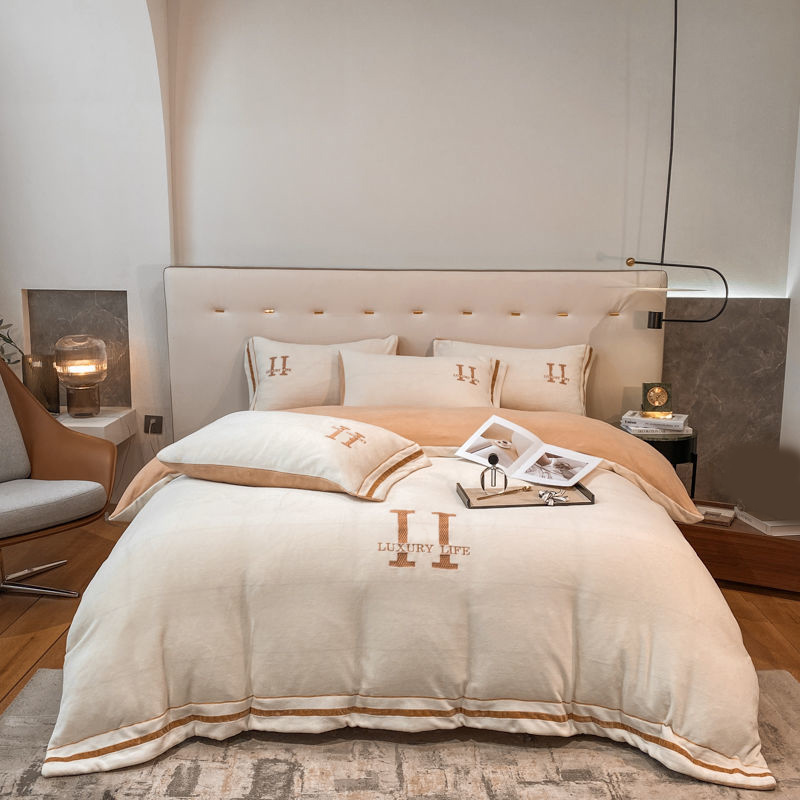 Distinctive Designer Simply Pure Letter Bedroom Household Items Luxury Skin Friendly 4pcs Bedding Set Solid Color Jf015 B23