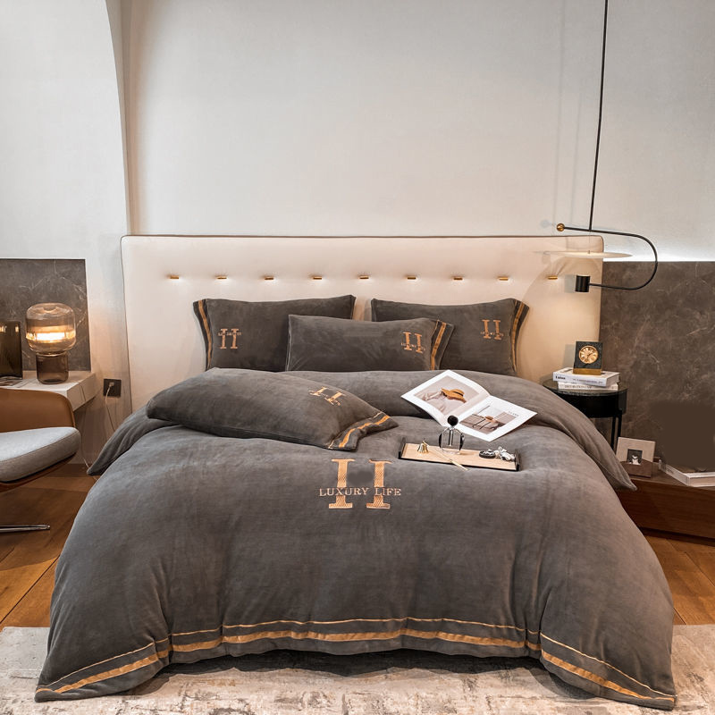 Distinctive Designer Simply Pure Letter Bedroom Household Items Luxury Skin Friendly 4pcs Bedding Set Solid Color Jf015 B23