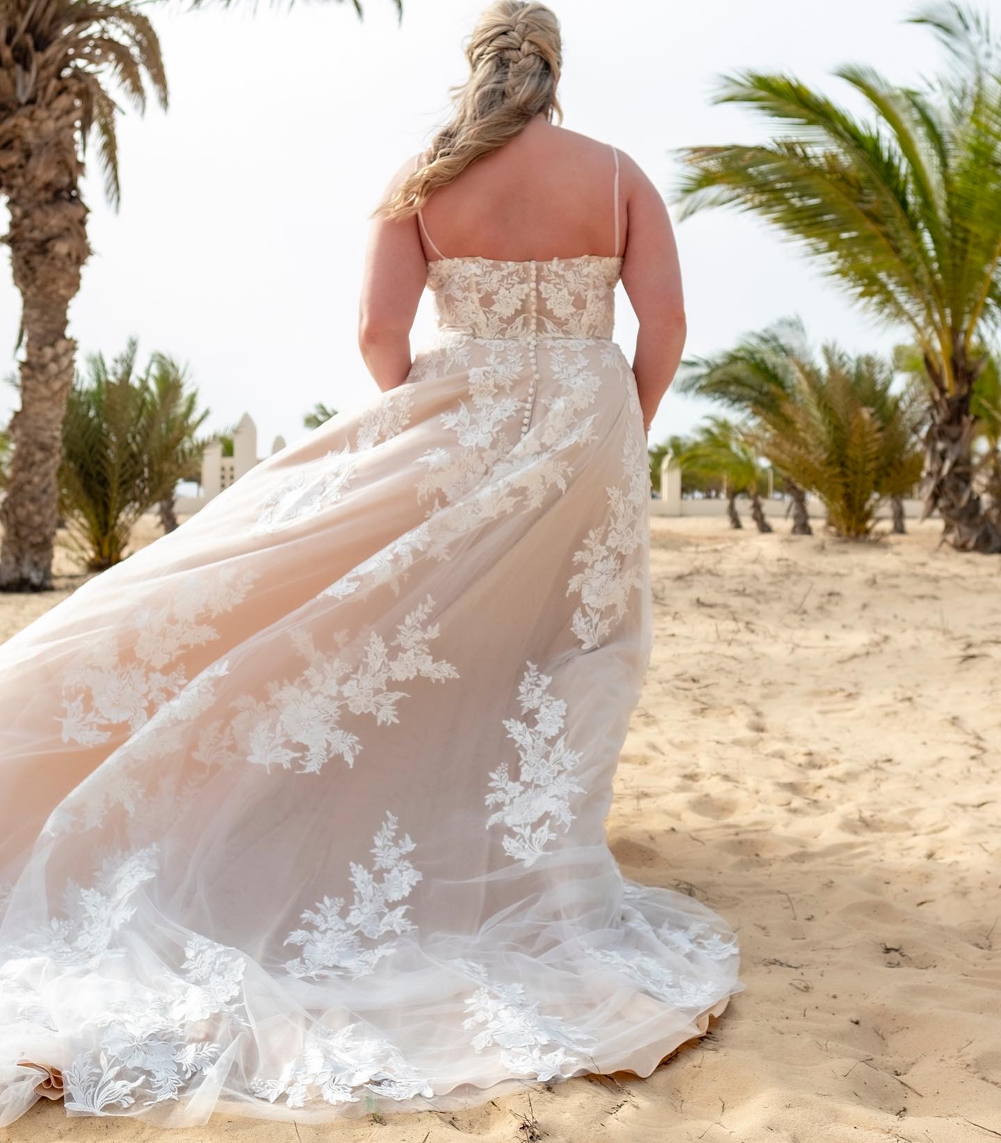 2023 Nov Arabic Aso Ebi Plus Size Lace Bohemian Wedding Dress Champagne A-line Vintage Summer Bridal Gowns Dresses ZJ203