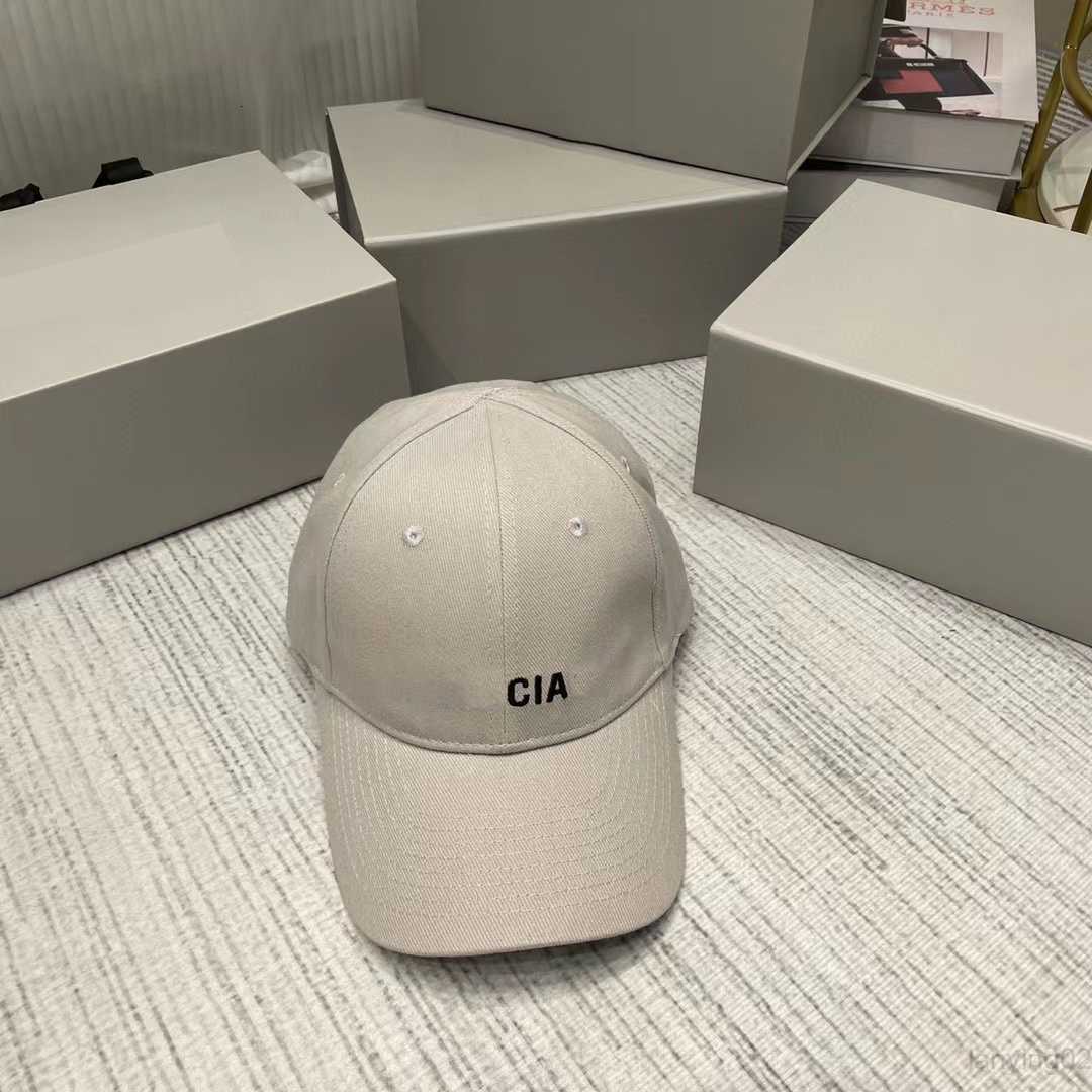 High-quality designer bucket hat baseball caps adjusted protection 17 color leisure travel pure cotton embroidery long brim simple letters hip hats, As pics
High-quality designer bucket hat baseball caps adjusted protection 17 color leisure travel pure cotton embroidery long brim simple letters hip hats, As pics