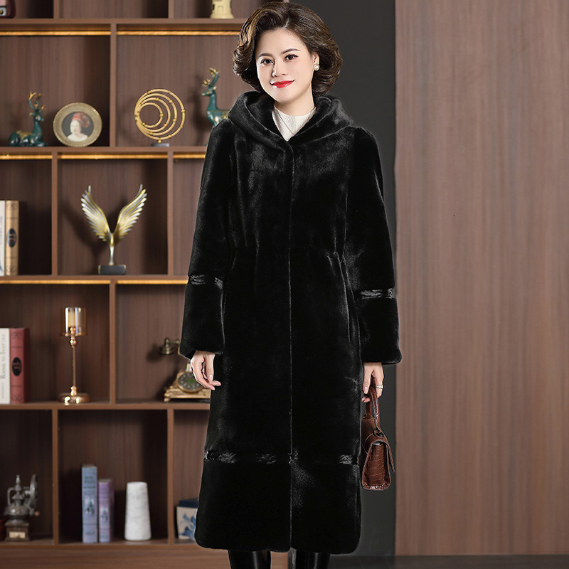 Real Fur Coat Sheep Shearing Fur Lamb Fur Coats Winter Coat Women Wool Jacket Hooded Tops PU Lining Long Korean Tops ZT254 T191118