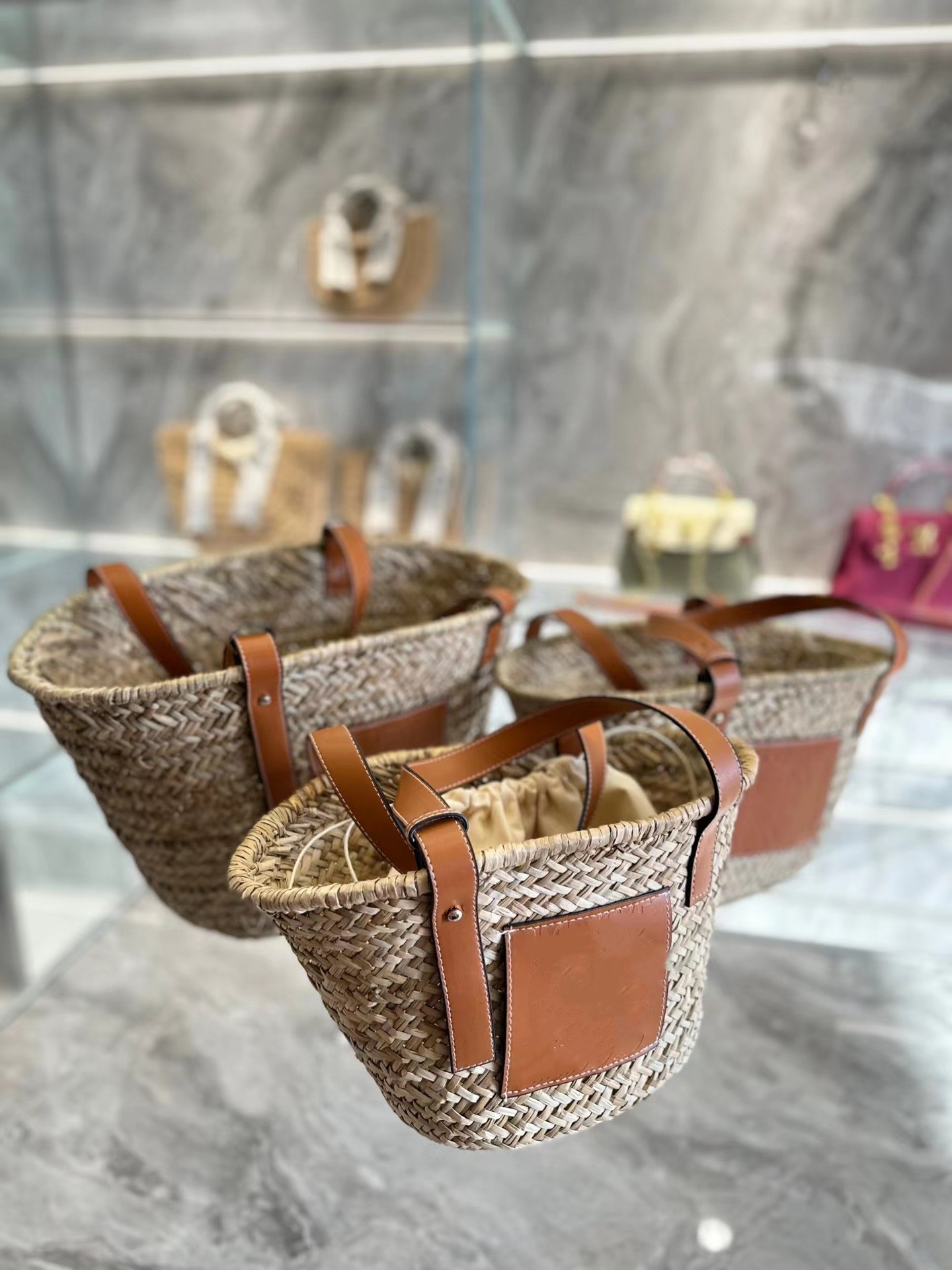 23Lowe Designer Bag Summer Lafite Woven beach Bag Underarm wandering bag Tote bag Casual resort style, Khaki
23Lowe Designer Bag Summer Lafite Woven beach Bag Underarm wandering bag Tote bag Casual resort style, Khaki