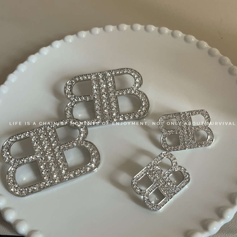 baleniagas Jewelry Earring Internet Niche Design Full Diamond Double Letter Light Fashionable Feeling Celebrity Earrings balenciagalies balanciagalies P372