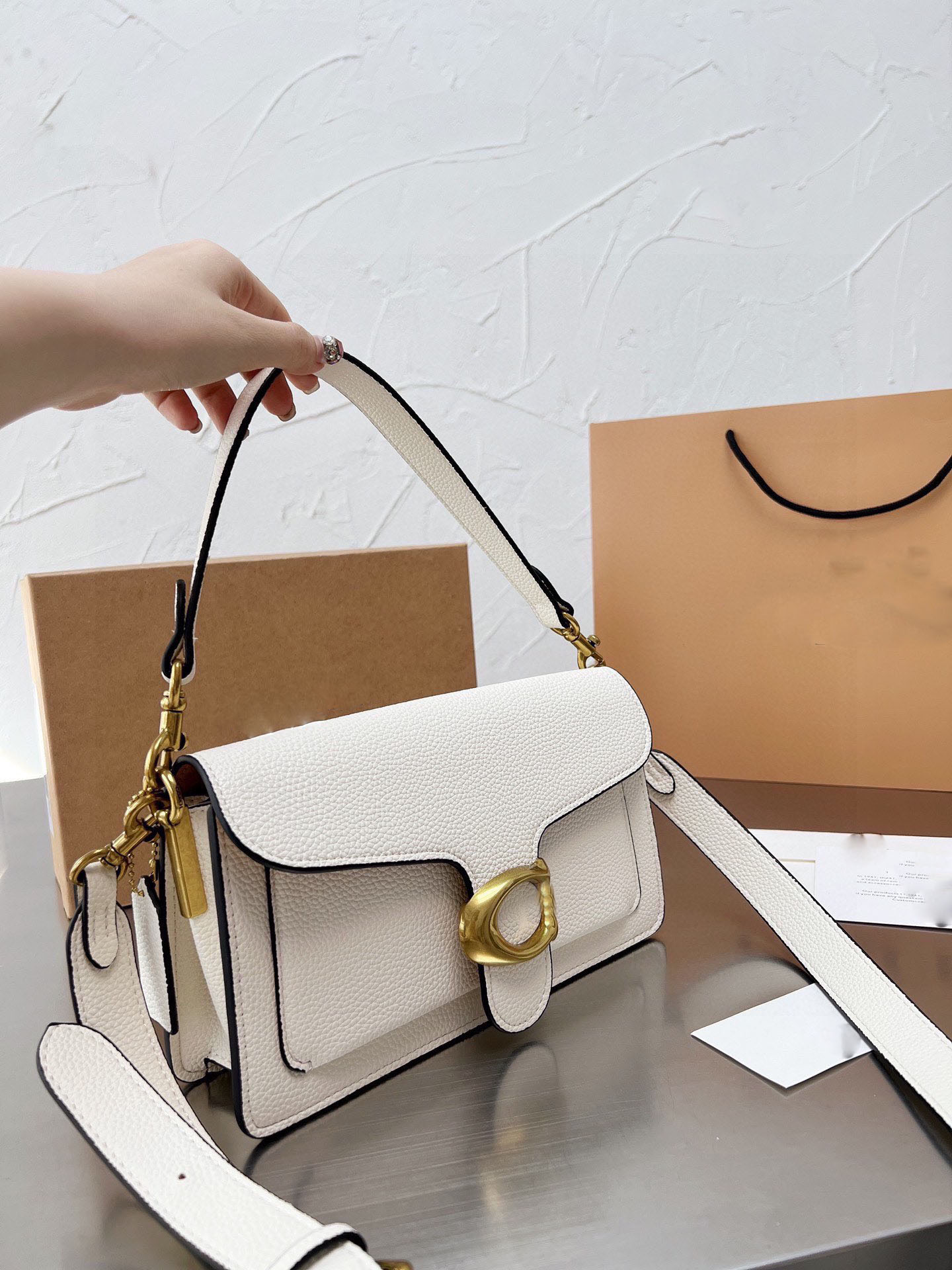 New Coch Cross Brand Body Women Bag For Mirror Quality Luxury Designer Bags Lady Leather Female Fashion Trendy Crossbody Tabby Girl Shoulder Bag with dust bag, Box
New Coch Cross Brand Body Women Bag For Mirror Quality Luxury Designer Bags Lady Leather Female Fashion Trendy Crossbody Tabby Girl Shoulder Bag with dust bag, Box