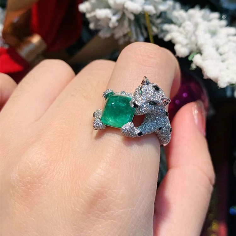 Luxury Ring Fine Jewellery Cubic Zirconia Leopard Design with Emerald Accents 925 Sterling Silver for Party Wedding Engagement Jewellery Gift High Qua