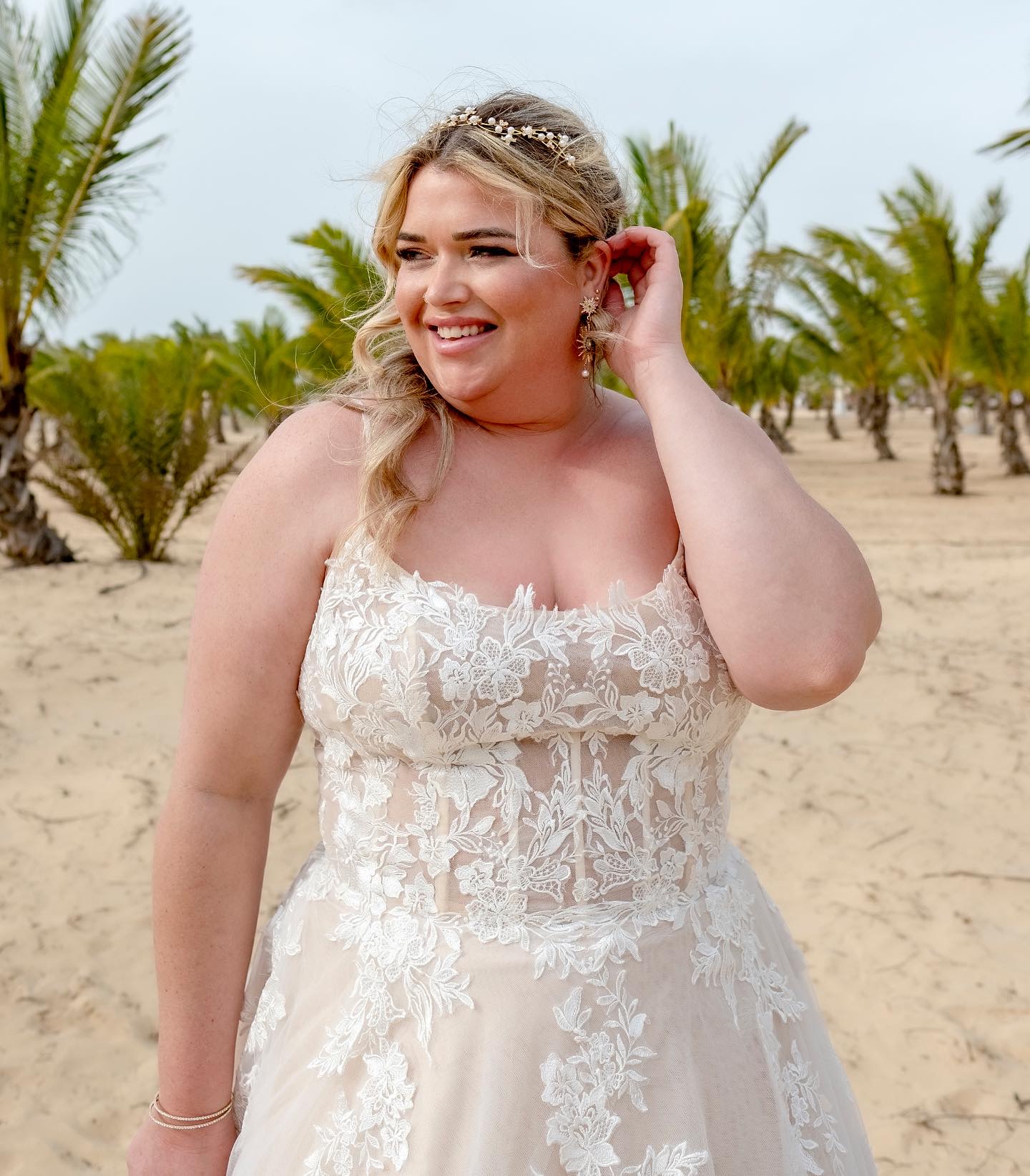 2023 Nov Arabic Aso Ebi Plus Size Lace Bohemian Wedding Dress Champagne A-line Vintage Summer Bridal Gowns Dresses ZJ203