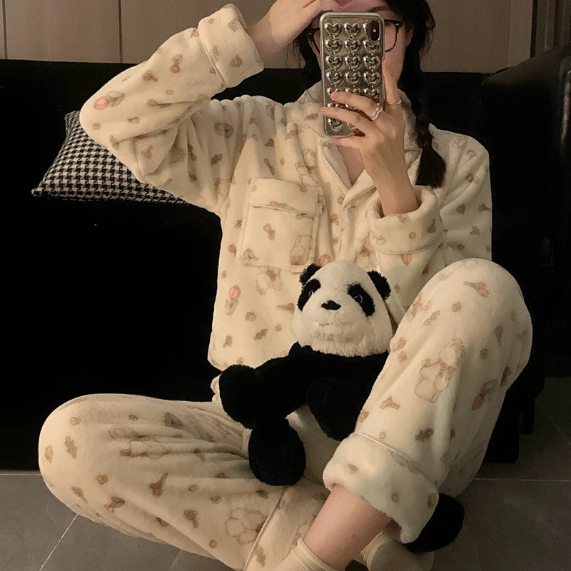 Womens Sleepwear Plus Size Winter Flannel Pajama Suit Coral Velvet Pajamas Long Nightgown Household Plush Thicken Korean Fashion 231122