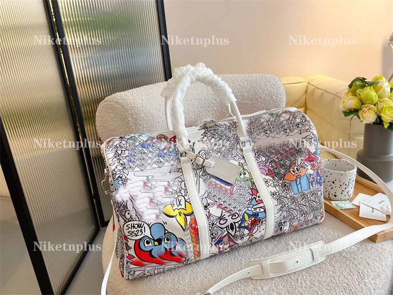 Graffiti Keepall Bandouliere 50 Multicolor Travel Bags Luxury Designer 45CM Boston Duffle Bags Women Men Sport Tote Shoulder Large Capacity Limited Edition, 01
Graffiti Keepall Bandouliere 50 Multicolor Travel Bags Luxury Designer 45CM Boston Duffle Bags Women Men Sport Tote Shoulder Large Capacity Limited Edition, 01
